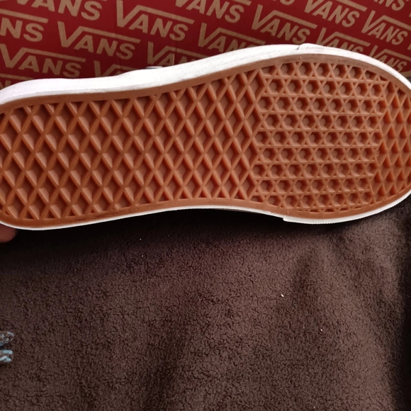 Brand New VANS Classic Slip-On Checkerboard Tennis Shoe 👟 - Picture 14 of 14